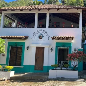Distileria Los Arcos Mismaloya