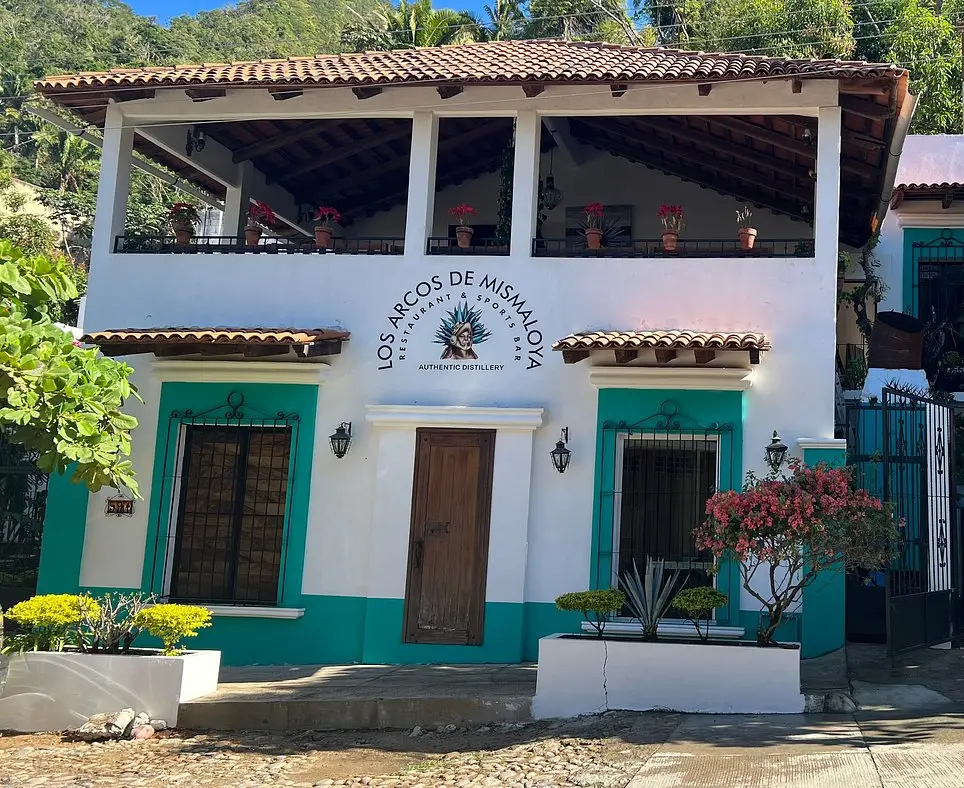 Distileria Los Arcos Mismaloya
