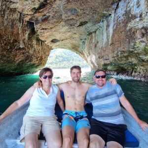 Los Arcos boat & snorkeling tour